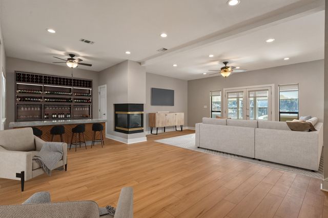 27 Old Ferry Road, Shalimar, FL 32579