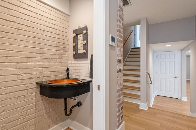 27 Old Ferry Road, Shalimar, FL 32579