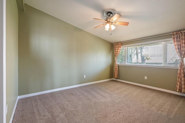 27 Old Ferry Road, Shalimar, FL 32579