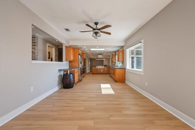 27 Old Ferry Road, Shalimar, FL 32579