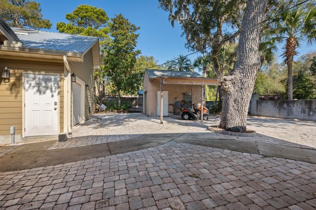 27 Old Ferry Road, Shalimar, FL 32579