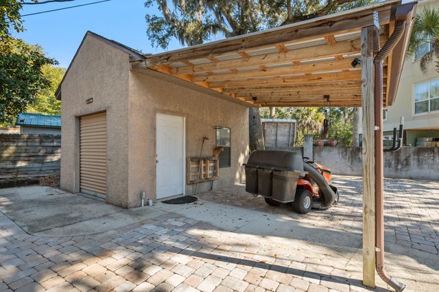 27 Old Ferry Road, Shalimar, FL 32579