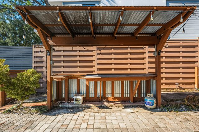 27 Old Ferry Road, Shalimar, FL 32579