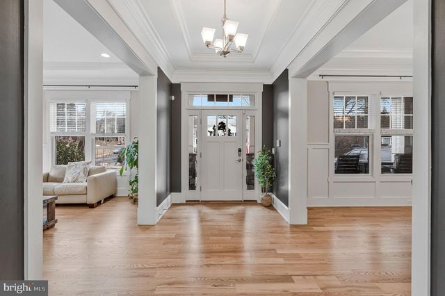 362 PARK ST NE, Vienna, VA 22180