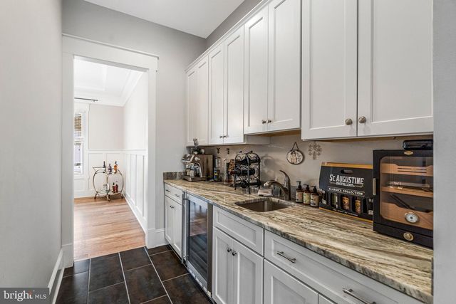 362 PARK ST NE, Vienna, VA 22180