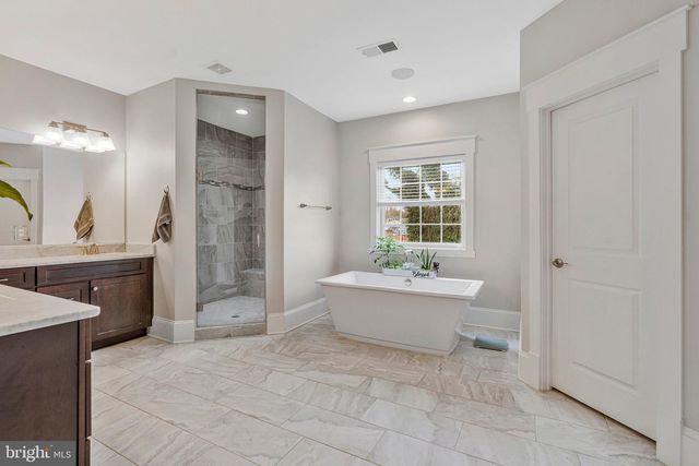 362 PARK ST NE, Vienna, VA 22180