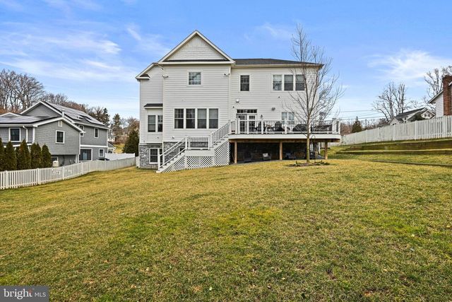 362 PARK ST NE, Vienna, VA 22180