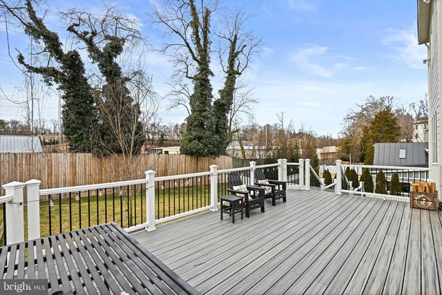 362 PARK ST NE, Vienna, VA 22180