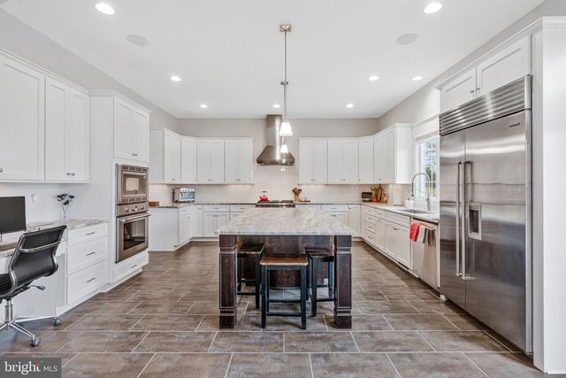 362 PARK ST NE, Vienna, VA 22180