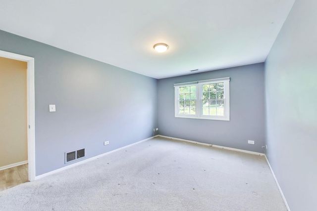 106 Regency Drive 106, Lombard, IL 60148