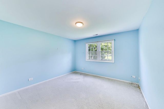 106 Regency Drive 106, Lombard, IL 60148