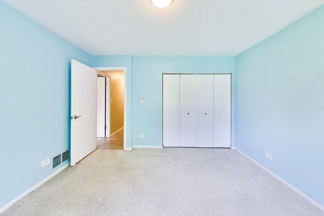 106 Regency Drive 106, Lombard, IL 60148