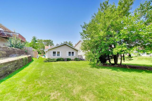 106 Regency Drive 106, Lombard, IL 60148