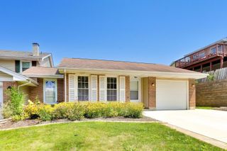 106 Regency Drive 106, Lombard, IL 60148