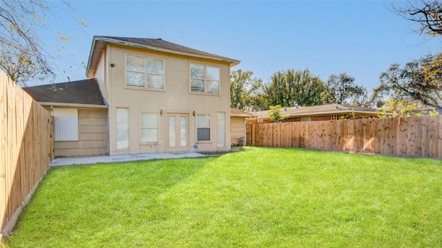 5902 Hornwood Dr B, Houston, TX 77081