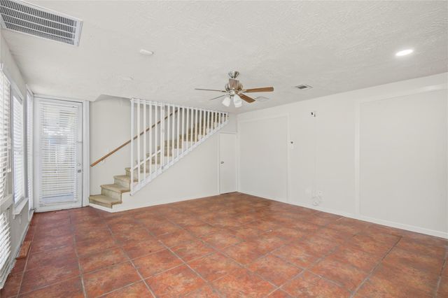 5902 Hornwood Dr B, Houston, TX 77081