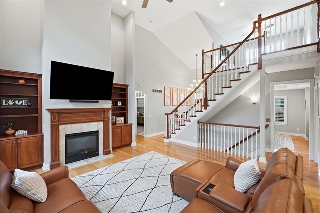 295 N Hills Boulevard, Springboro, OH 45066
