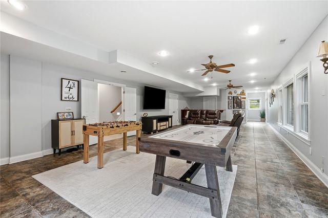 295 N Hills Boulevard, Springboro, OH 45066