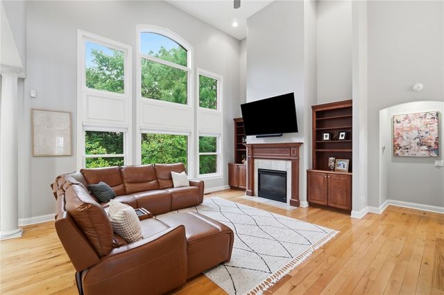 295 N Hills Boulevard, Springboro, OH 45066