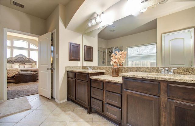 2939 Driftwood Bend Drive, Fresno, TX 77545