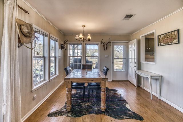 9354 Fm-2780, Burton, TX 77835