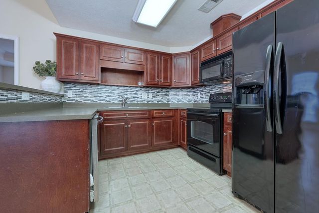 8018 Santee Court, Columbus, GA 31909