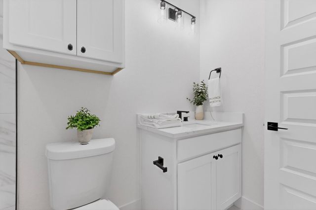 10182 Budtime Lane, Dallas, TX 75217