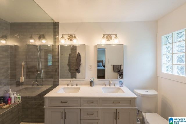 3240 MOCKINGBIRD LANE, Hoover, AL 35226