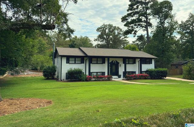 3240 MOCKINGBIRD LANE, Hoover, AL 35226