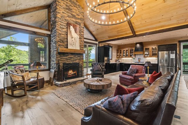 254 Leatherwood Mountain Road, Ellijay, GA 30540