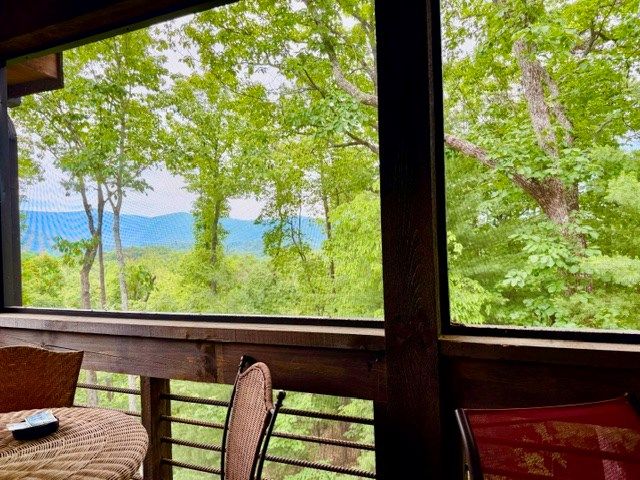 254 Leatherwood Mountain Road, Ellijay, GA 30540