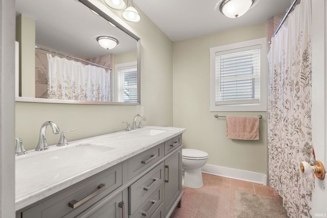 3918 Fairfield Avenue, Fort Wayne, IN 46807