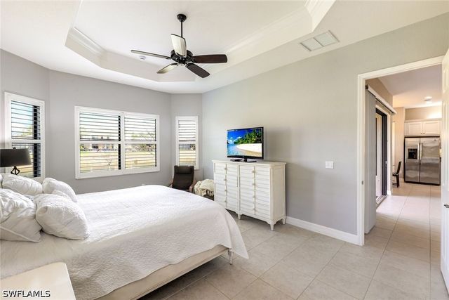 3224 Pacific DR, Naples, FL 34119
