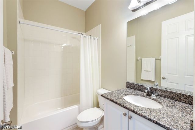 3224 Pacific DR, Naples, FL 34119