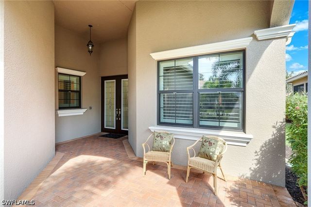 3224 Pacific DR, Naples, FL 34119
