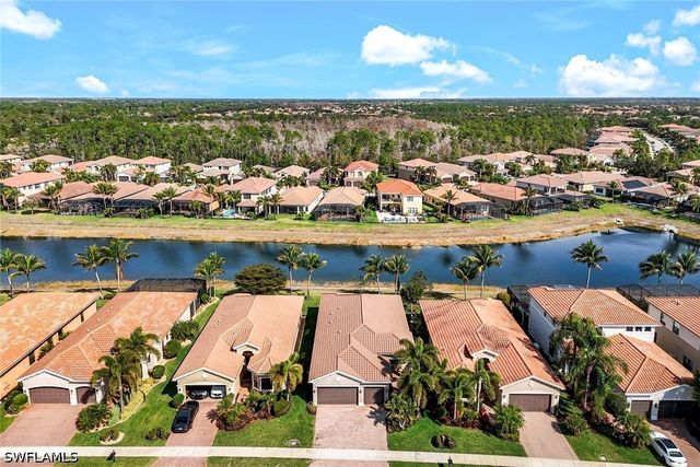 3224 Pacific DR, Naples, FL 34119