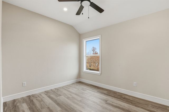 640 Fossil Wood Drive, Saginaw, TX 76179