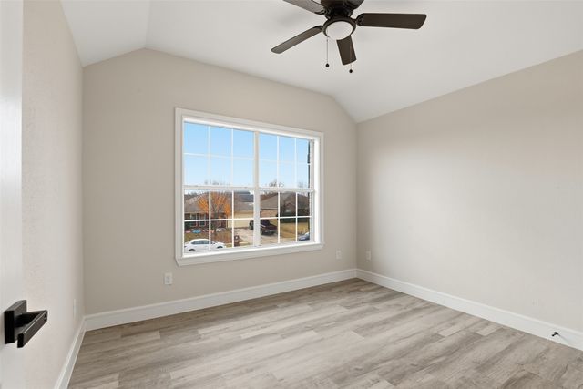 640 Fossil Wood Drive, Saginaw, TX 76179