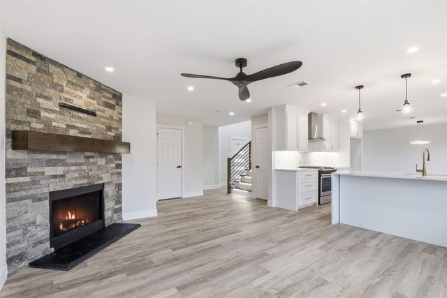 640 Fossil Wood Drive, Saginaw, TX 76179