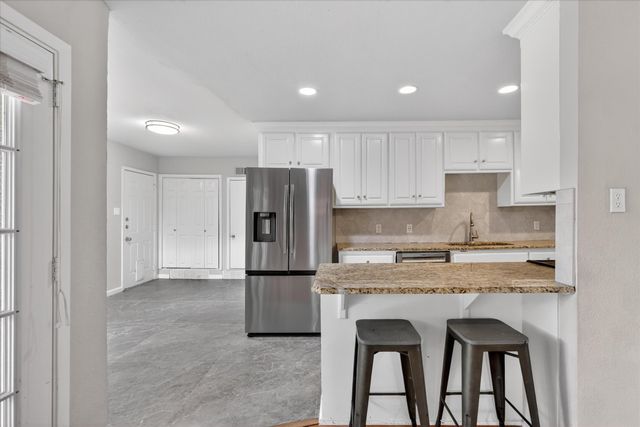 2970 Sundial Drive, Dallas, TX 75229