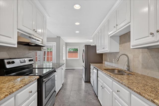 2970 Sundial Drive, Dallas, TX 75229