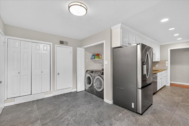 2970 Sundial Drive, Dallas, TX 75229