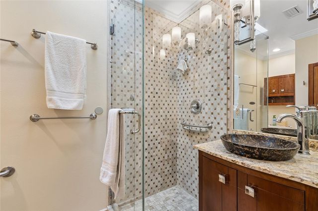 2006 NW 23RD STREET, Gainesville, FL 32605