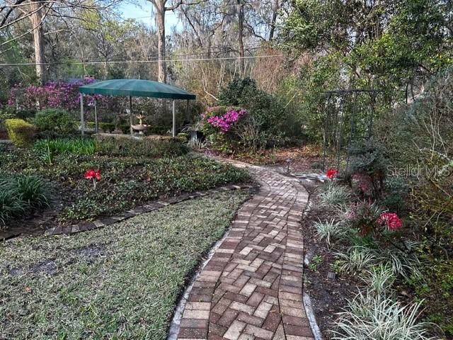 2006 NW 23RD STREET, Gainesville, FL 32605