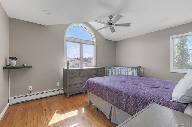 340 Woodbridge Lane, Jericho, NY 11753