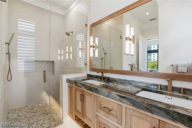 280 Estrellita DR, Fort Myers Beach, FL 33931