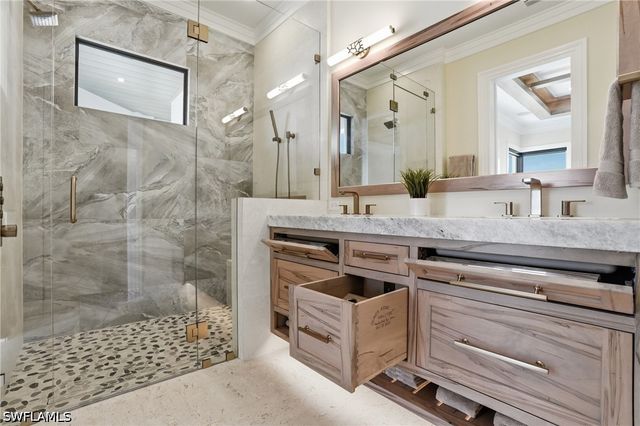 280 Estrellita DR, Fort Myers Beach, FL 33931