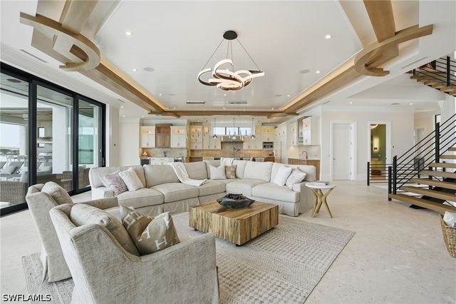 280 Estrellita DR, Fort Myers Beach, FL 33931