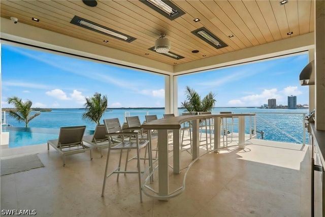 280 Estrellita DR, Fort Myers Beach, FL 33931