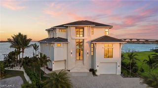 280 Estrellita DR, Fort Myers Beach, FL 33931